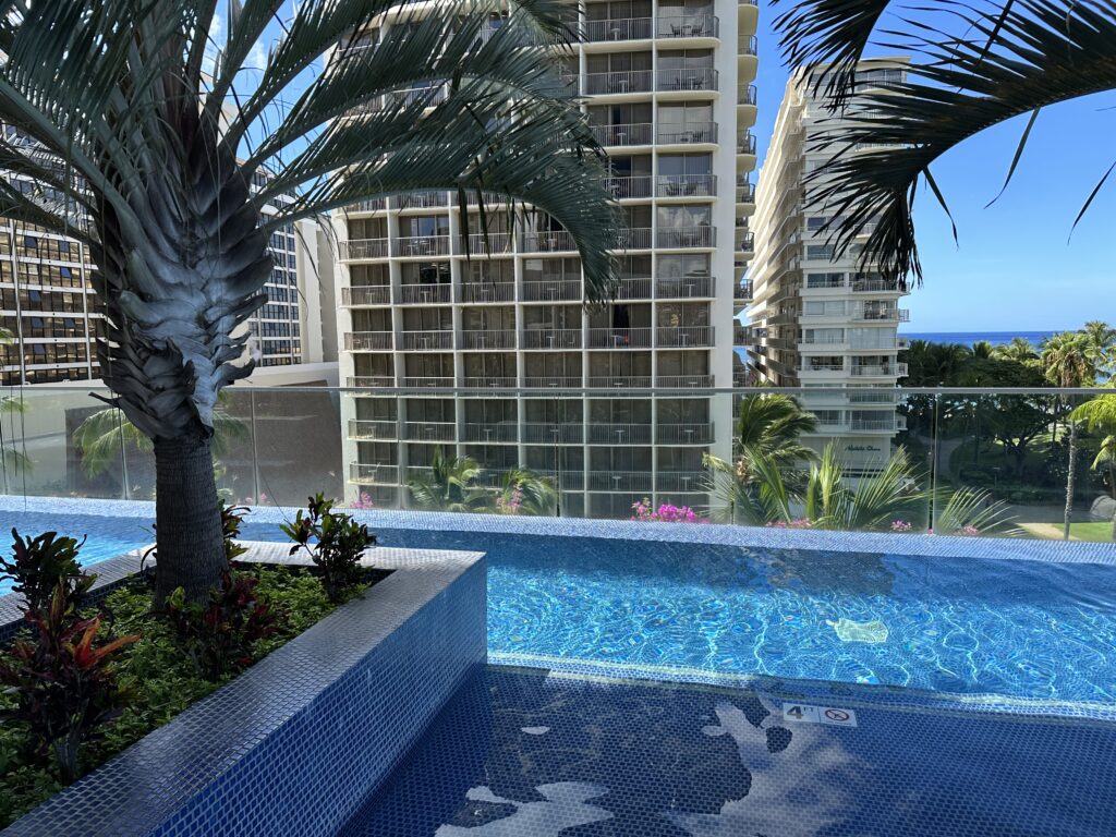 More views of the infinity pool at the Trump International Hotel Waikiki.